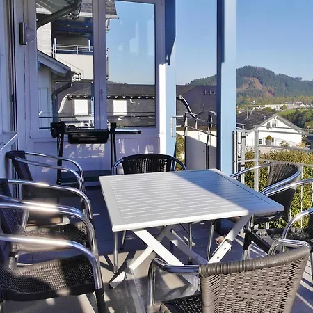 Komfort-fewo Traumblick Am Sonnenlift Mit Grosser Infrarotsauna Willingen (Upland)